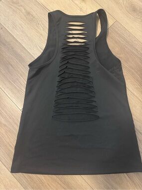 Black Women's Cutout Back Tank Top SZ M